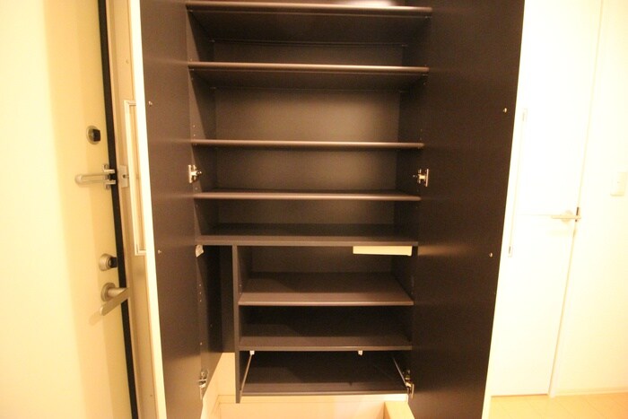 靴箱 グランドアトリオ神戸西Ｄ棟