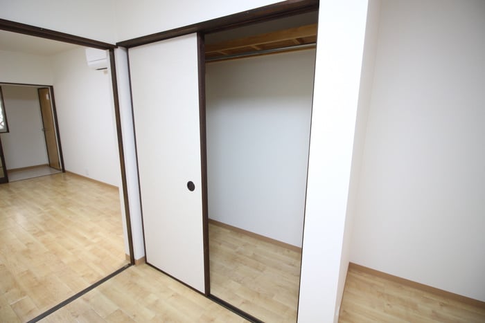 収納 庄内幸町４丁目　鈴木貸家