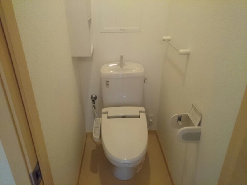 トイレ コスモスＡ