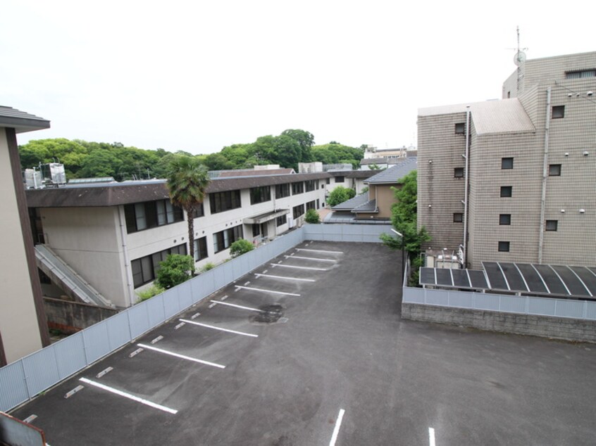 室内からの展望 コアロード糺の森