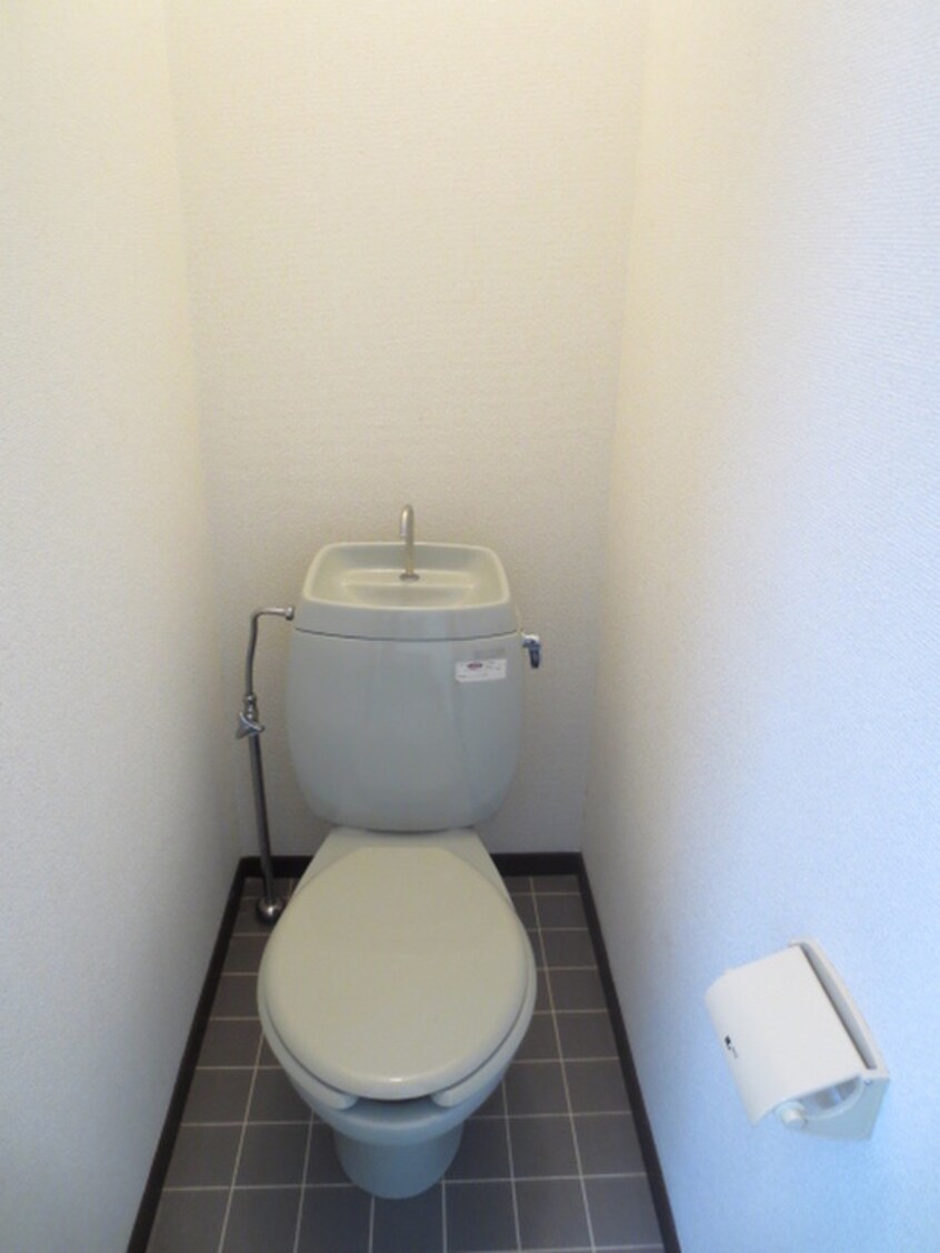 トイレ ラフィネ北白川Ａ棟