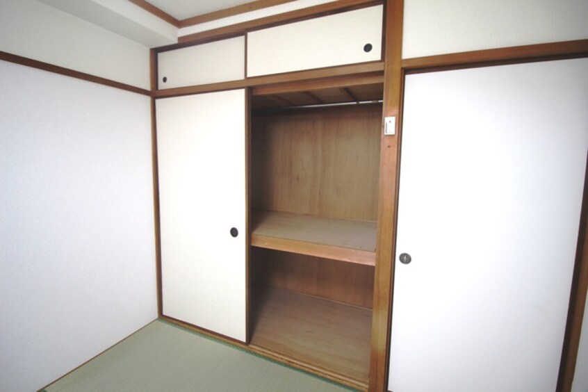 収納 グランドハイツカワハラ