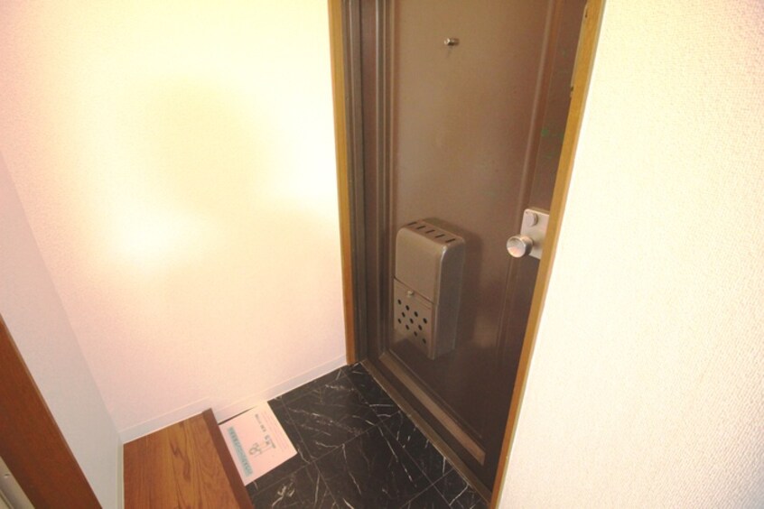 玄関 グランドハイツカワハラ