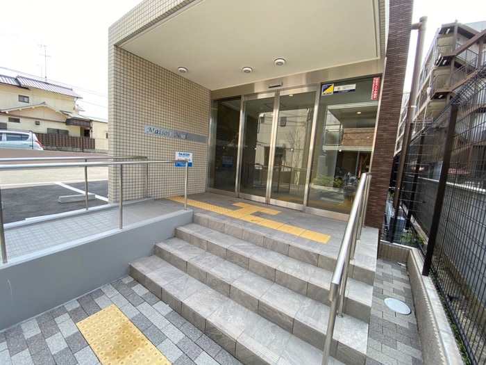 エントランス部分 メゾン・ノエル