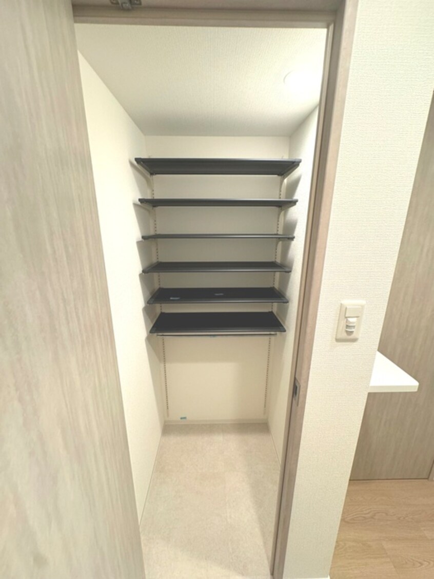 靴箱 スプランディッド新大阪Ⅵ