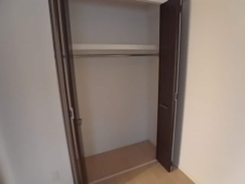 収納 プレジ－ル三ノ宮Ⅱ