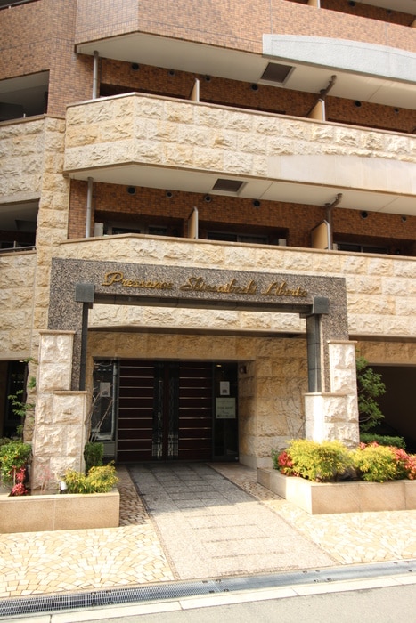 エントランス部分 ﾌﾟﾚｻﾝｽ心斎橋ﾘﾍﾞﾙﾀ（305）