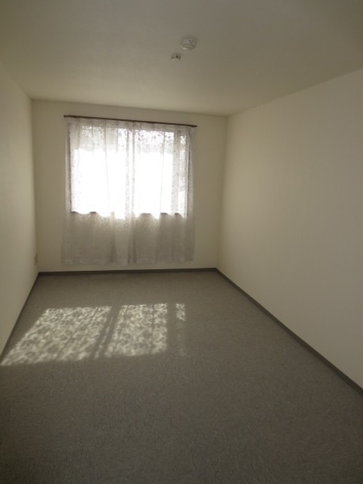 居室 サンパレス吉松