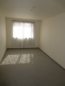 居室 サンパレス吉松