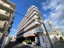 サリュー塚口の外観