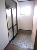 玄関 岡山１丁目貸家