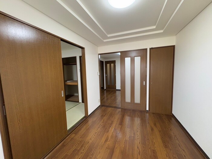 居室 グレ－スヴィラ