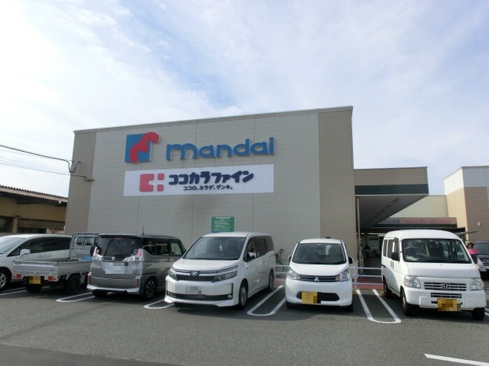 万代(スーパー)まで1000m グレ－スヴィラ