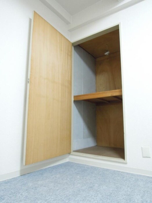 収納 セゾン東山