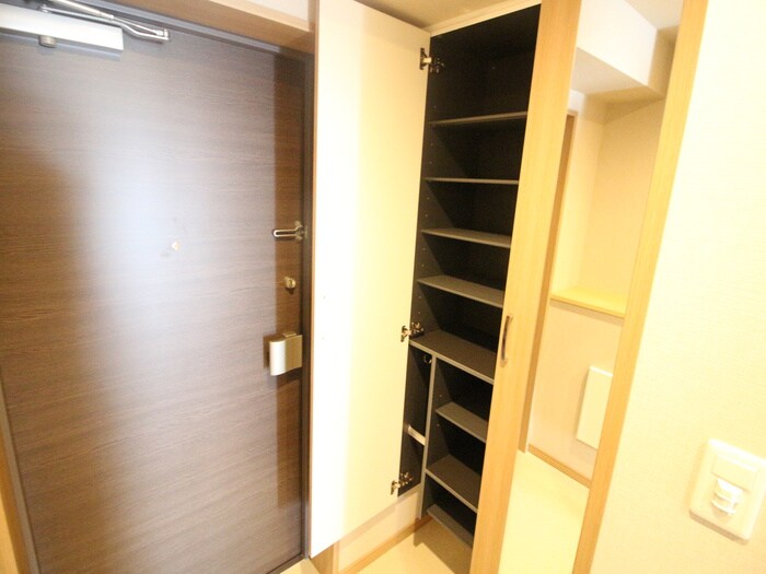 靴箱 エレメント西田辺