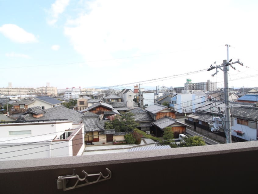 室内からの展望 ベルメゾンアルヴェ