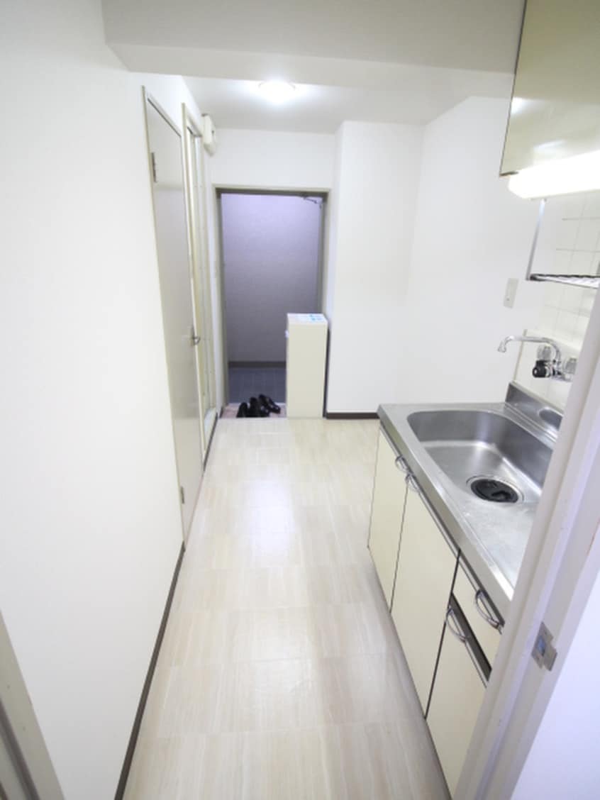 廊下 ベルメゾンアルヴェ