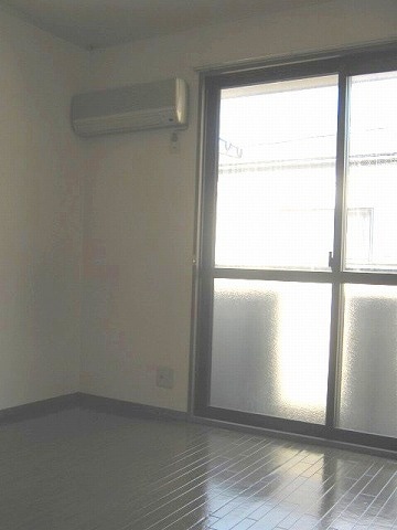 居室 ジュネス・フォ－ション