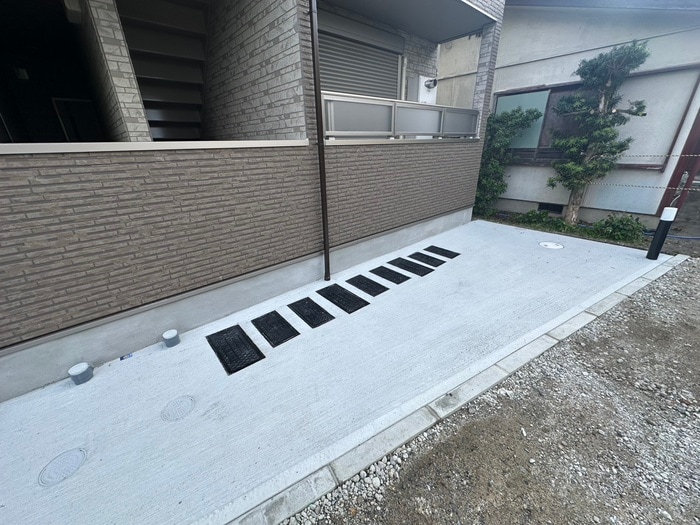 バイク置き場 仮）ART KISHIBE NORTH