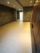 エントランス部分 ﾚｼﾞｭｰﾙｱｯｼｭ福島キューズ(201)