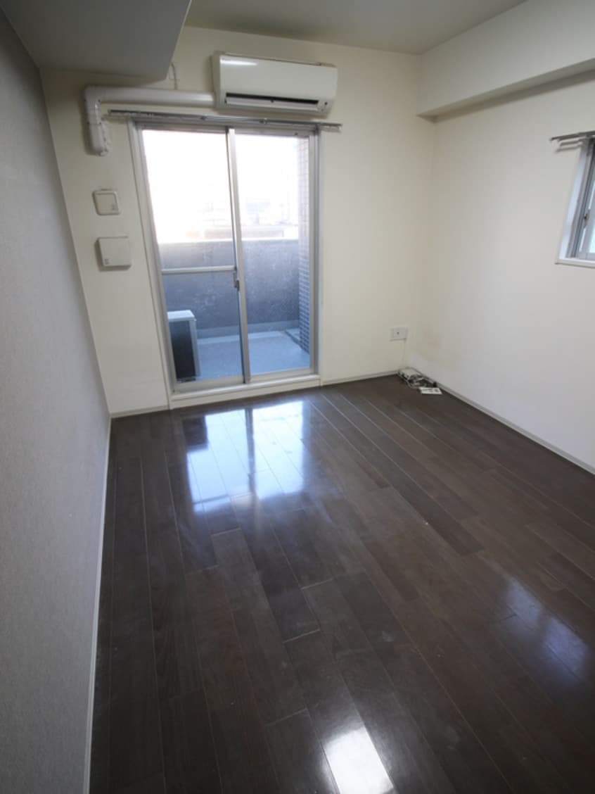 居室 ﾚｼﾞｭｰﾙｱｯｼｭ福島キューズ(201)