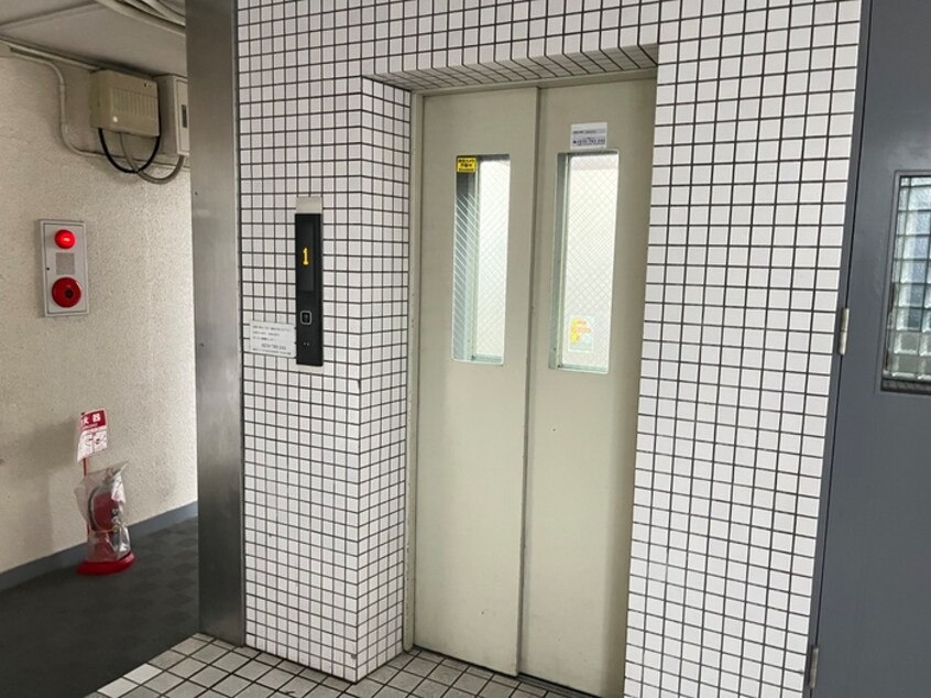 建物設備 サンベルデ逆瀬川