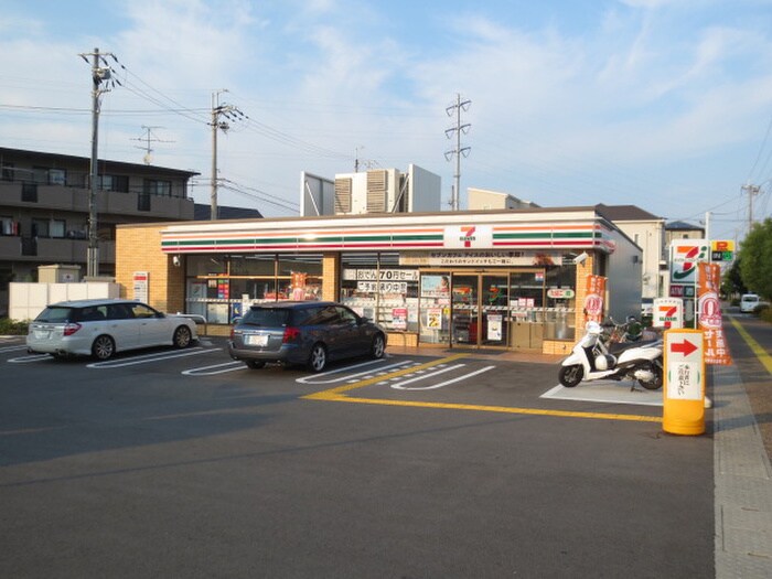 セブンイレブン(コンビニ)まで650m サンベルデ逆瀬川