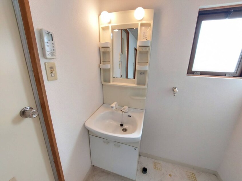 洗面 レジデンス甲斐