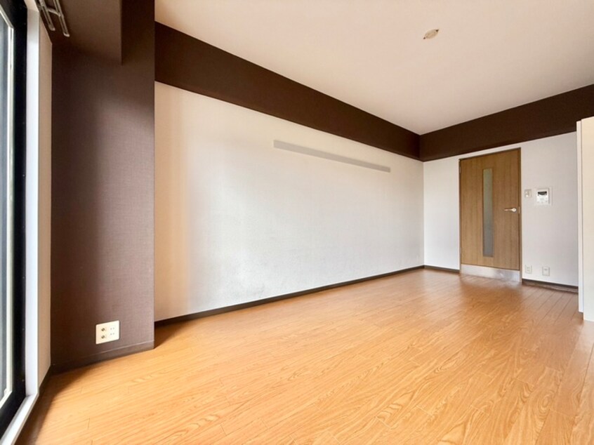 居室 野路一番館