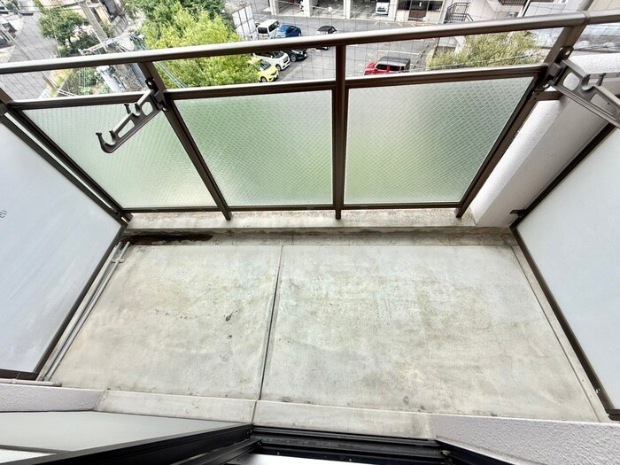 ベランダ・バルコニー 野路一番館