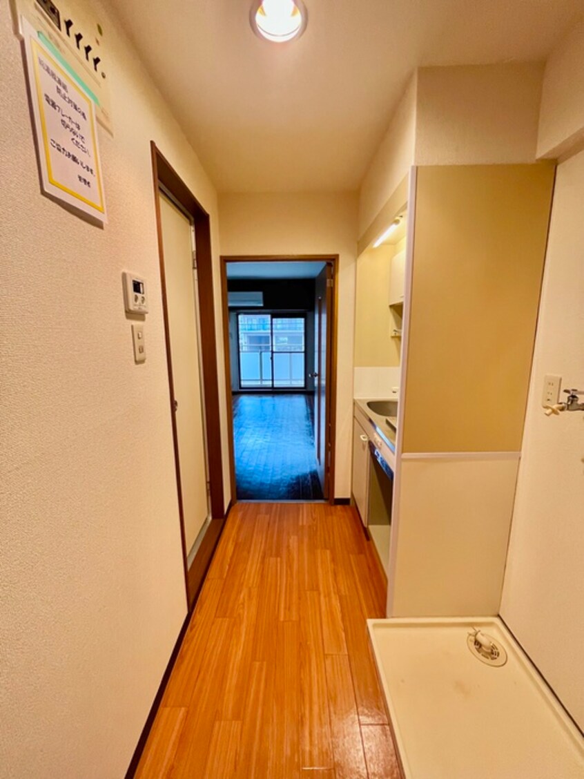 廊下 野路一番館