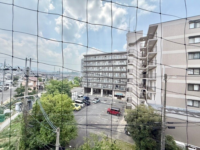 室内からの展望 野路一番館