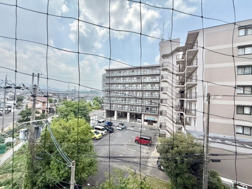 室内からの展望 野路一番館