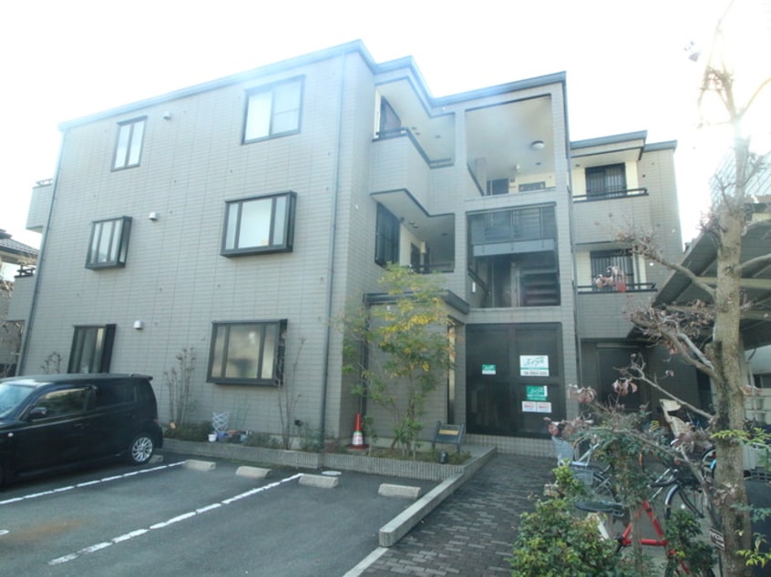 駐車場 メゾンパサニア