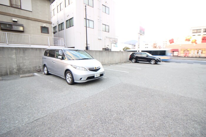 駐車場 ランドマ－ク宝塚