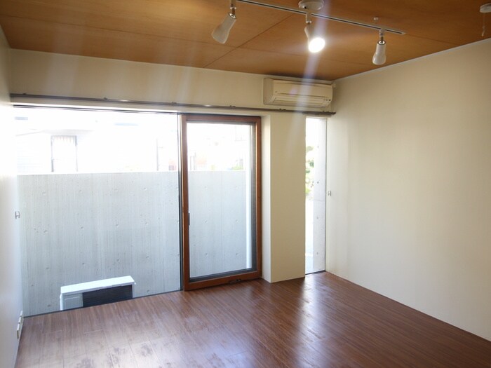 室内からの展望 Ａ･Ｉ　ＡＰＴＳ