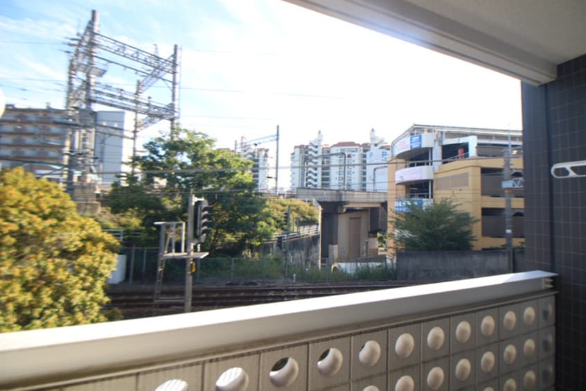 室内からの展望 A.Grayish宝塚