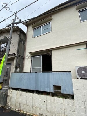 谷川２丁目貸家