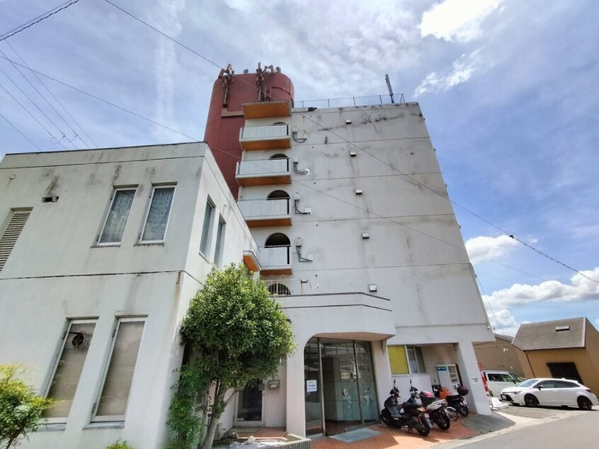 外観写真 プルーリオン勧修寺