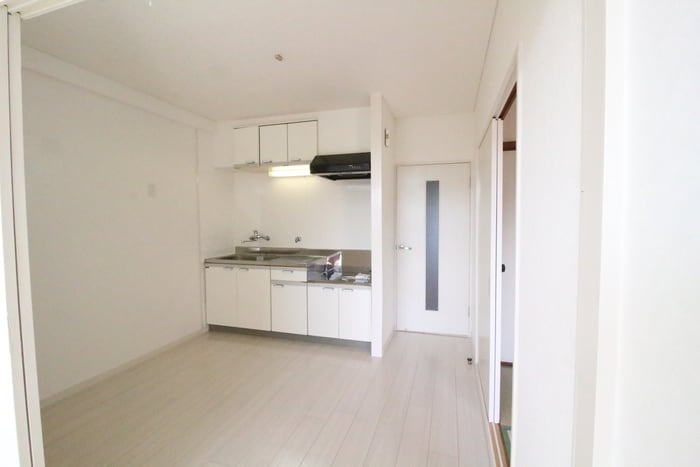 居室 プルーリオン勧修寺