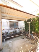 駐輪場 インテックスⅢ番館