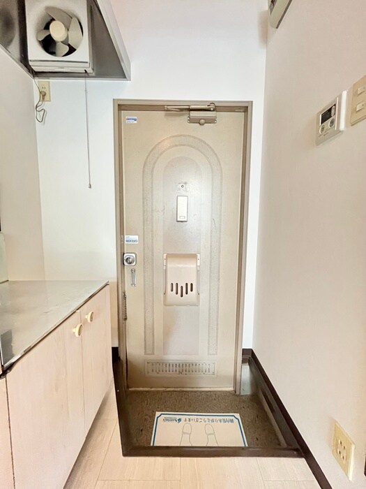 玄関 アムフル－ス乾