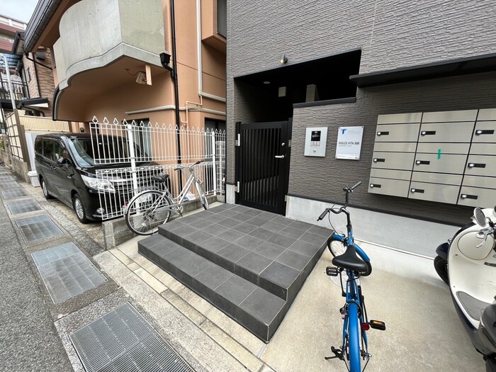 エントランス部分 DOLCE VITA 池田