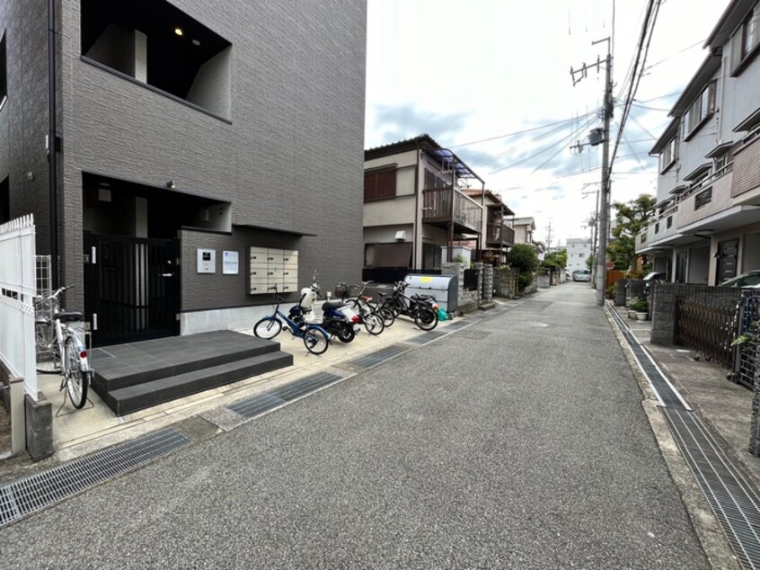 駐輪場 DOLCE VITA 池田