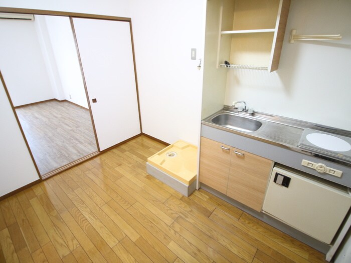 キッチン ラ・メ－ルＫＹ