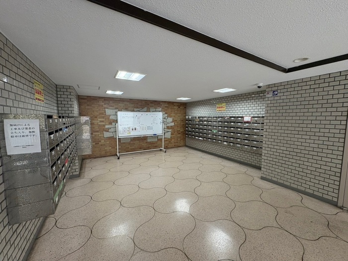 エントランス部分 宝塚第一コーポラス（701）