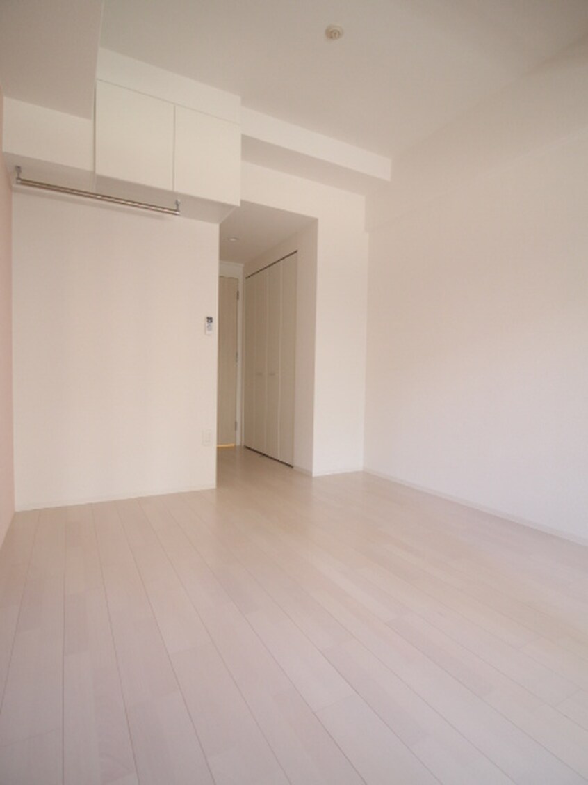 居室 セレニテ心斎橋グランデ