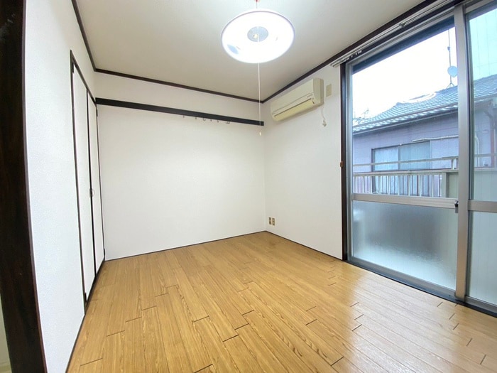 居室 瀬戸畑ハイツ