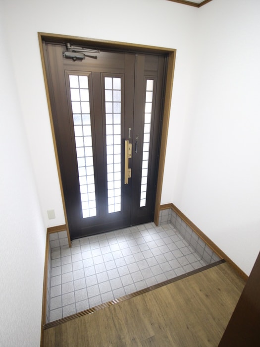 玄関 寝屋川市点野戸建