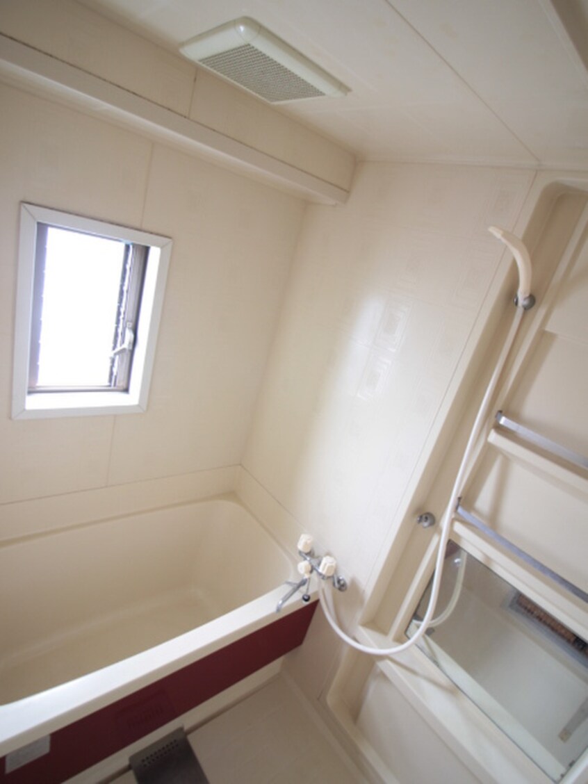 バス／シャワールーム等 シャト－中野